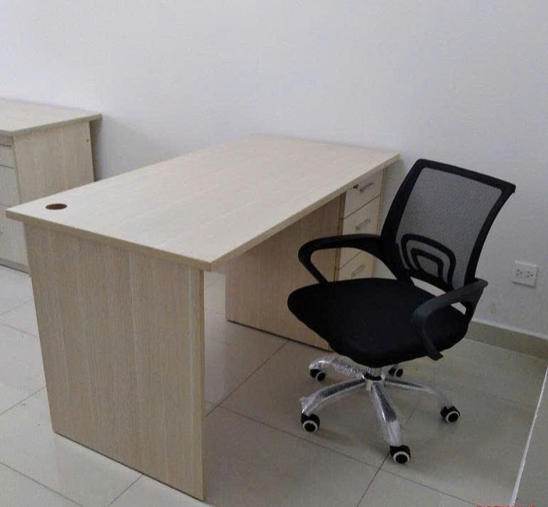 bghelv BÀN GHẾ LÀM VIỆC - Ảnh 1